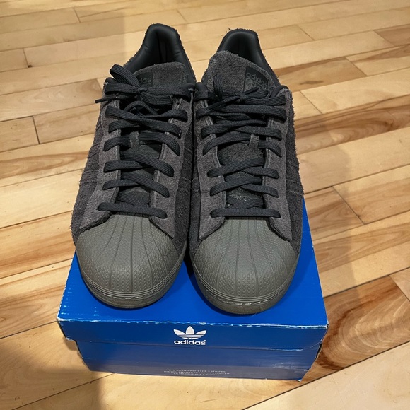 Adidas superstar - Picture 3 of 5